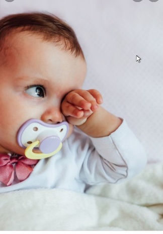 Kenapa bayi anda selalu menggosok mata