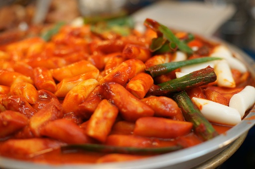 Resepi tteokbokki guna sos korea adabi